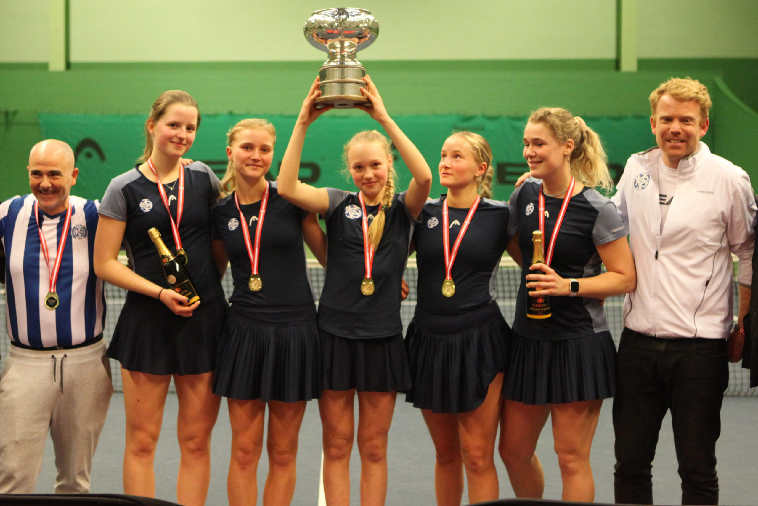 KB Vinder Dobbelt Guld Dansk Tennis Forbund